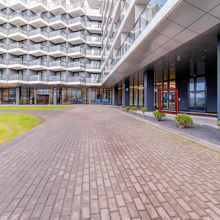 Апартаменти Horyzont Apartamenty- Seaside Prywatny Z Widokiem Na Morze Колобжег